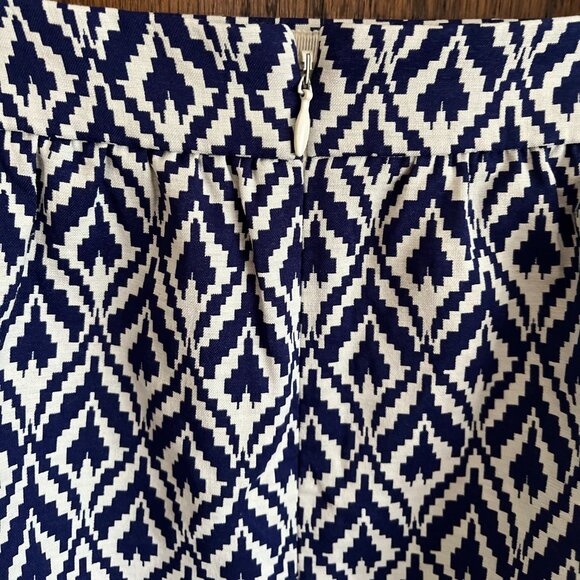 J. Crew Navy Blue Patterned Skirt, Pockets, Size 8 - Picture 4 of 8